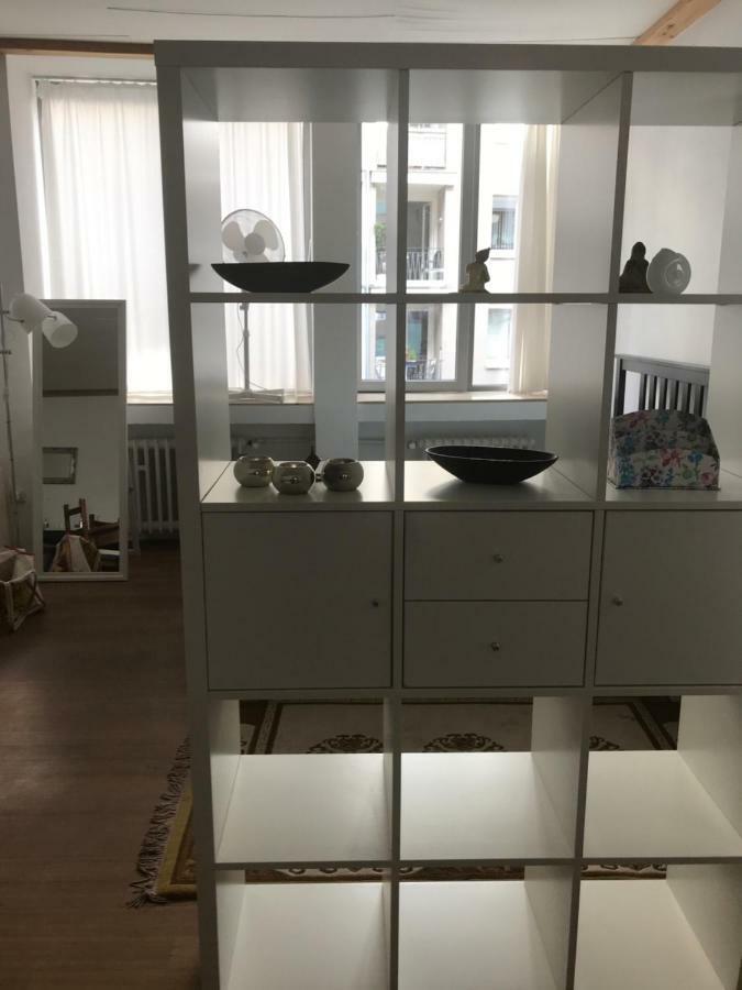 Apartment In Der Yogaschule โคโลญ ภายนอก รูปภาพ